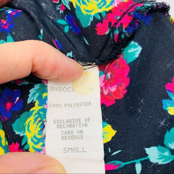 Val • Mode Lingerie Floral Rose Nightgown - Picture 8 of 8